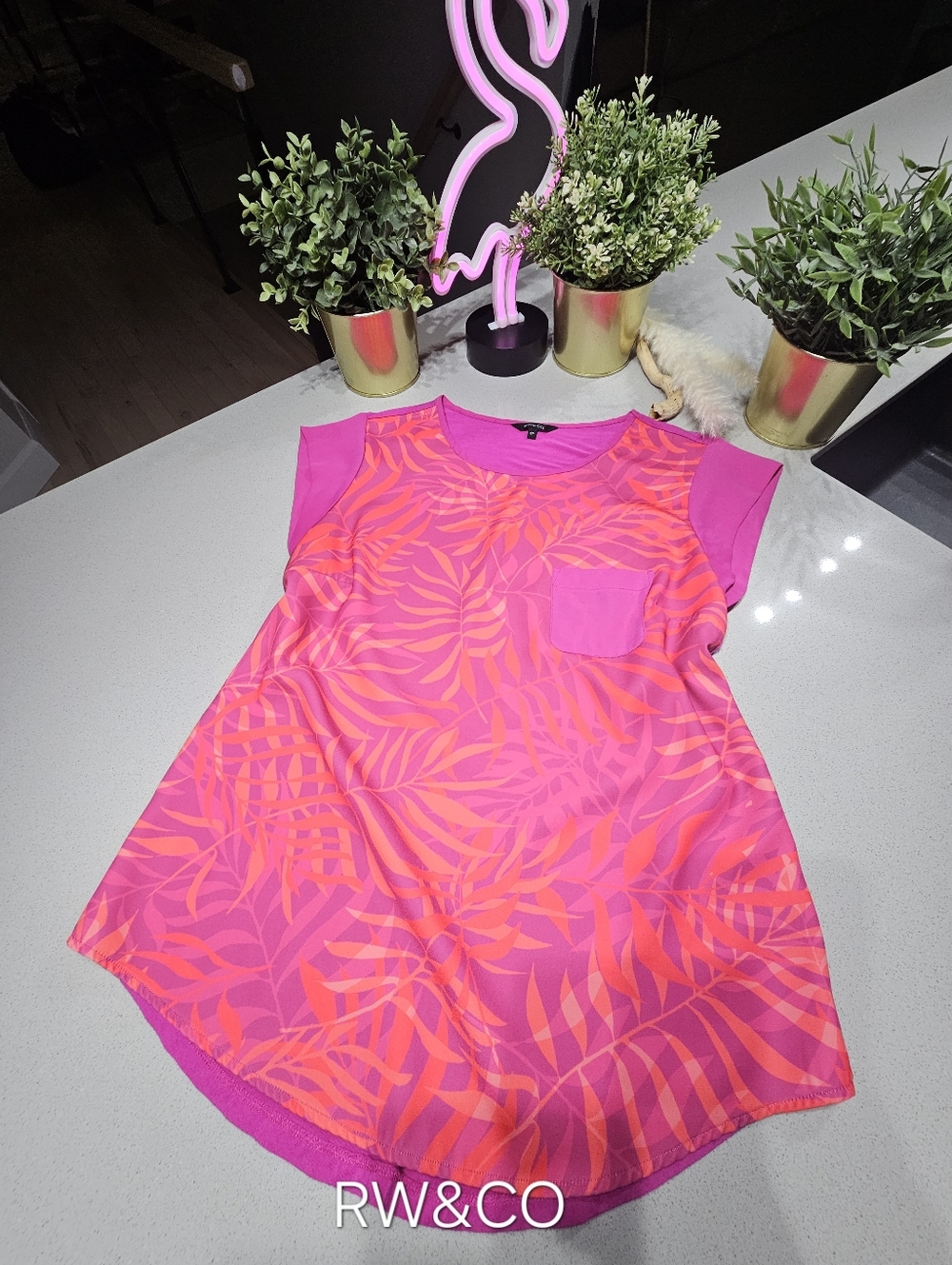 RW&CO Éclatante Blouse Fluide, Motif Tropical